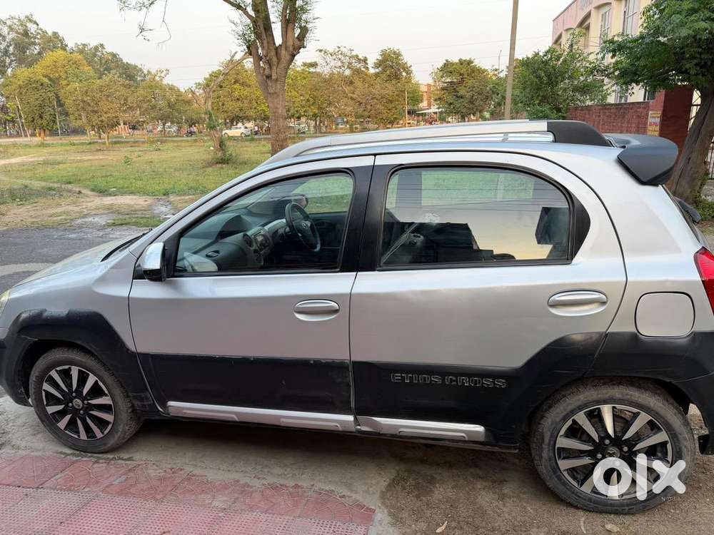 Toyota Etios Cross 2015 Diesel Good Condition
