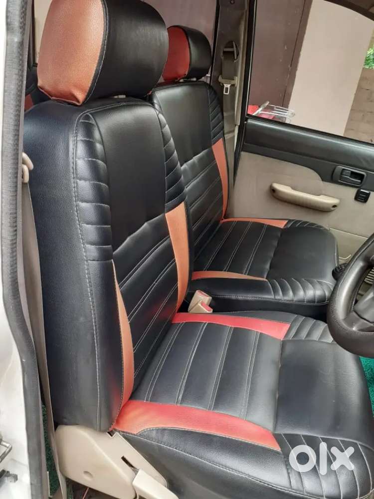 Chevrolet Tavera Neo 2012
