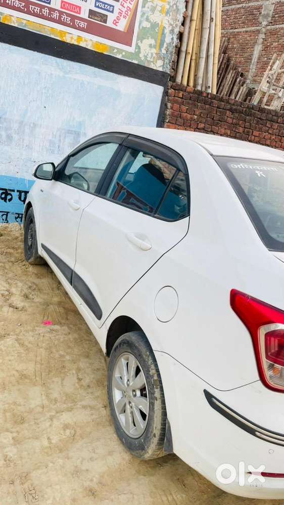Hyundai Accent Hatchback 2015 Well Maintained