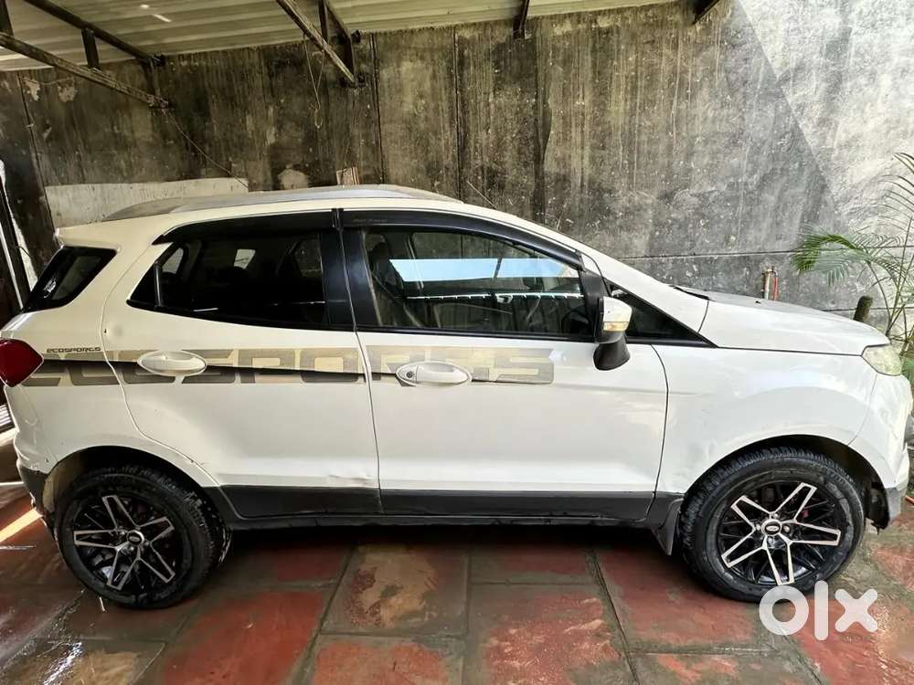 Well Maintained Car Service Had Been Done Every Thing Is Working