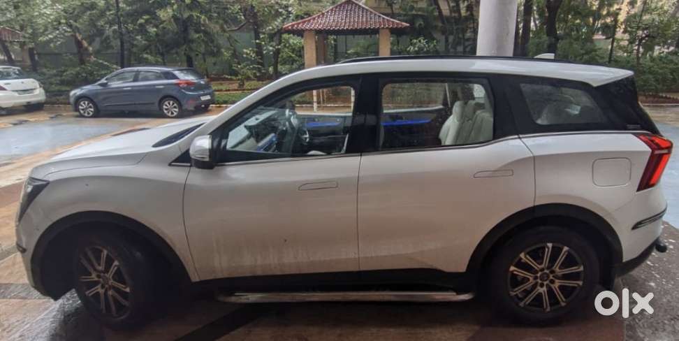 Mahindra Xuv700 2.0 Ax 7 Petrol At Str, 2022, Petrol