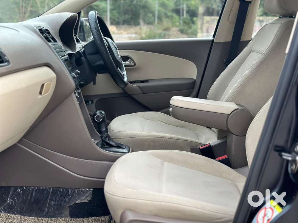 Skoda Rapid Tsi Active 1.0 Mt, 2012, Petrol