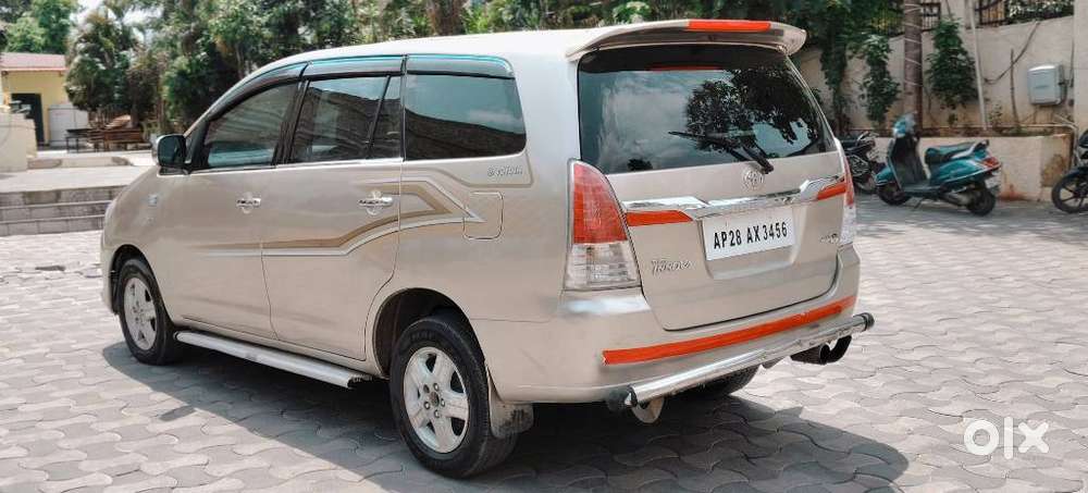 Toyota Innova 2.5 V 7 Str, 2007, Diesel
