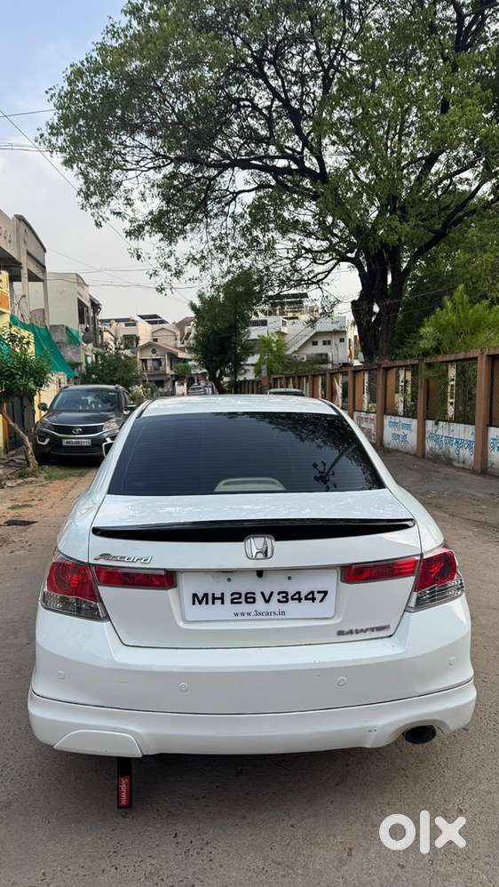 Honda Accord 2010, 2.4 Mt