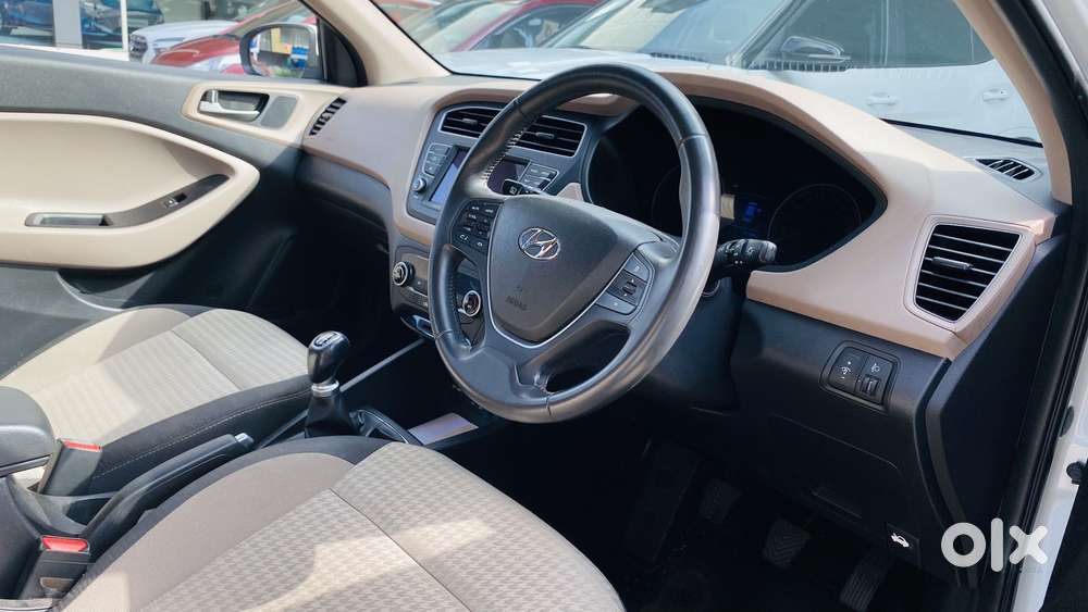 Hyundai Elite I20 Asta Option, 2018, Petrol