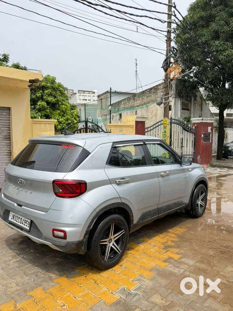 Hyundai Venue Diesel Manual 2020