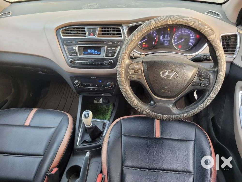 Hyundai Elite I20 Sportz (o) 1.2, 2014, Petrol