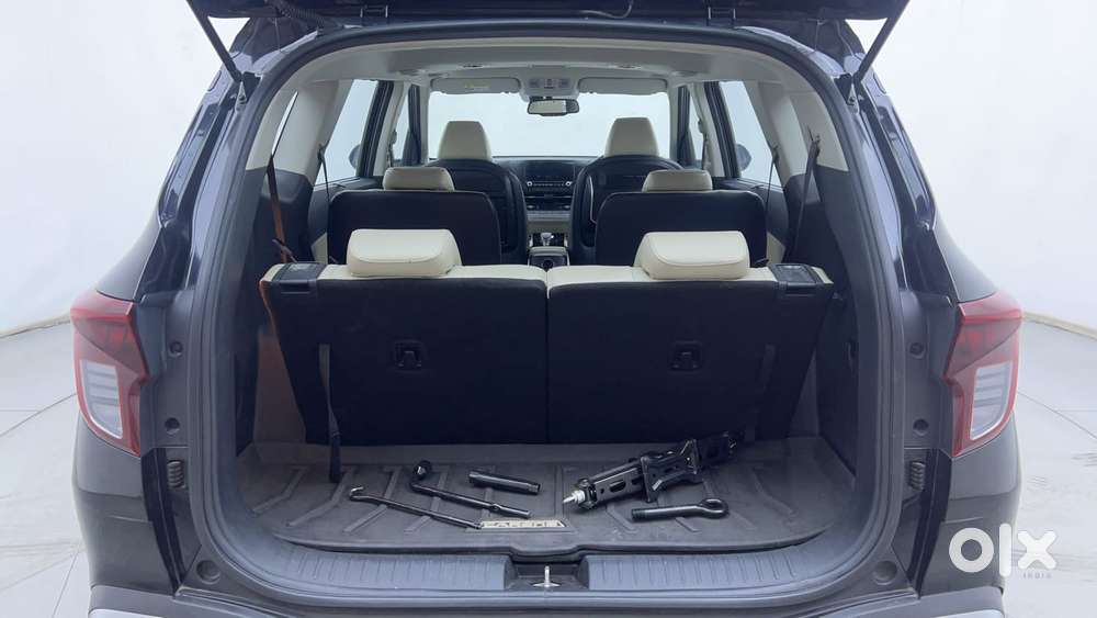 Kia Carens 1.5 Luxury Plus Turbo Dct 7 Str, 2023, Petrol