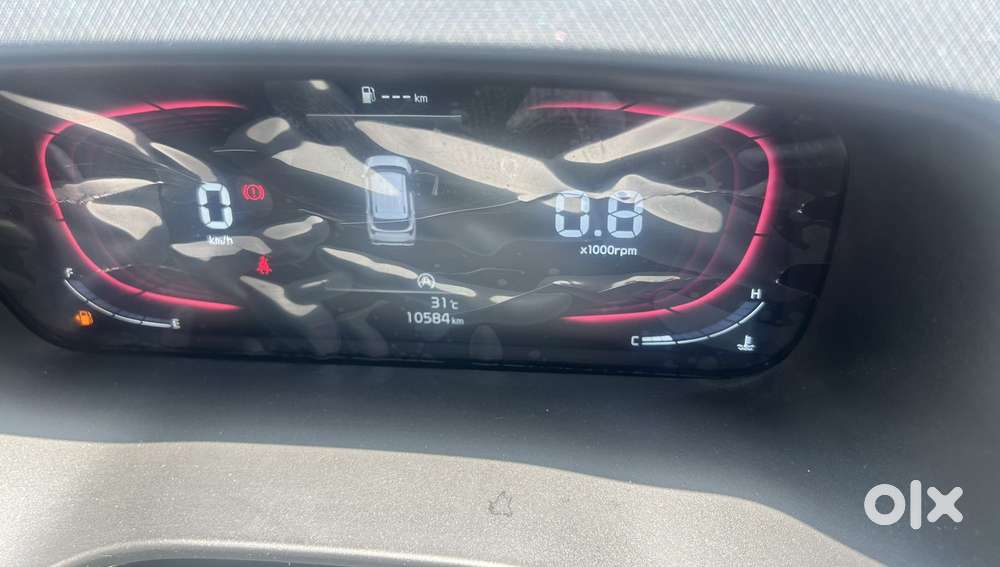 Kia Carens G1.5 6mt Gravity, 2024, Petrol