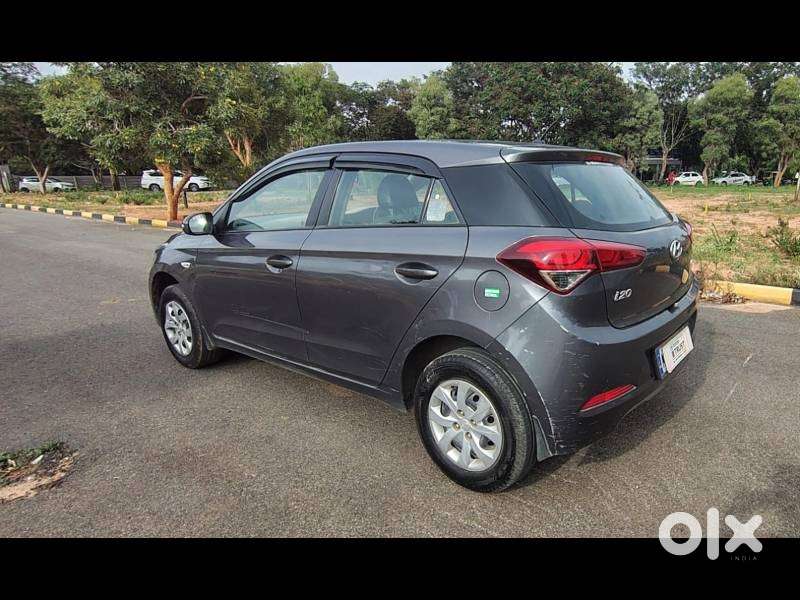 Hyundai I20 Magna At 1.4, 2016, Petrol