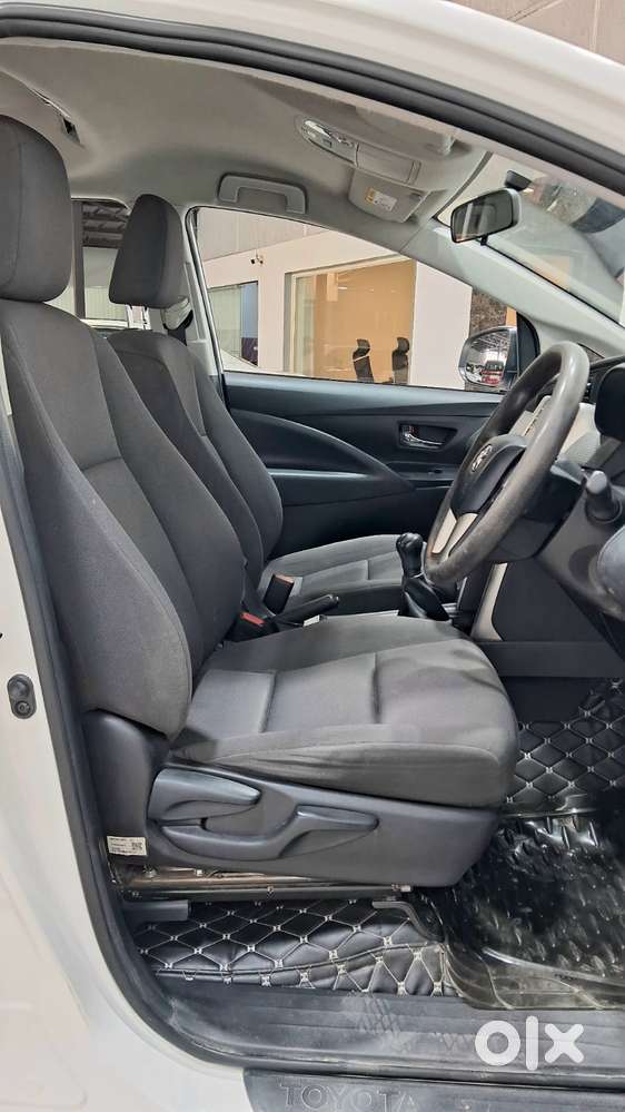 Toyota Innova Crysta 2.4 G Mt 7 Str, 2023, Diesel