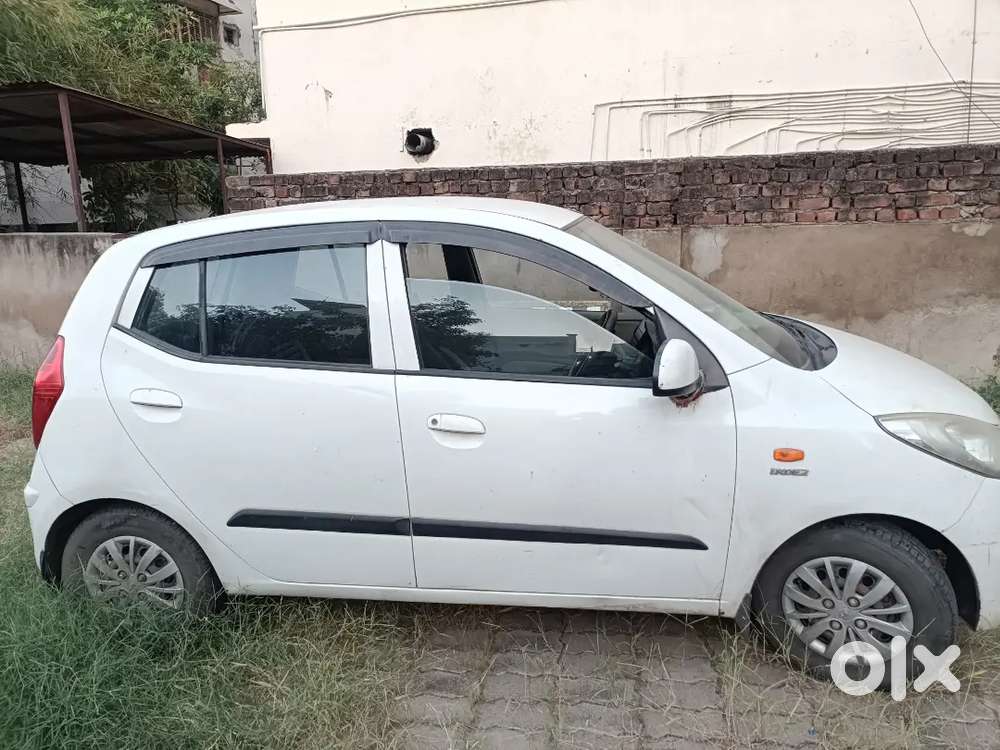 Hyundai I10 Sportz 2015