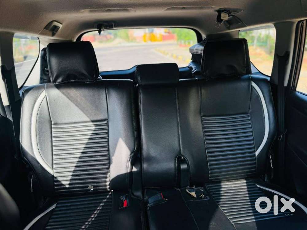 Toyota Innova Crysta 2.4 V 8 Str, 2017, Diesel
