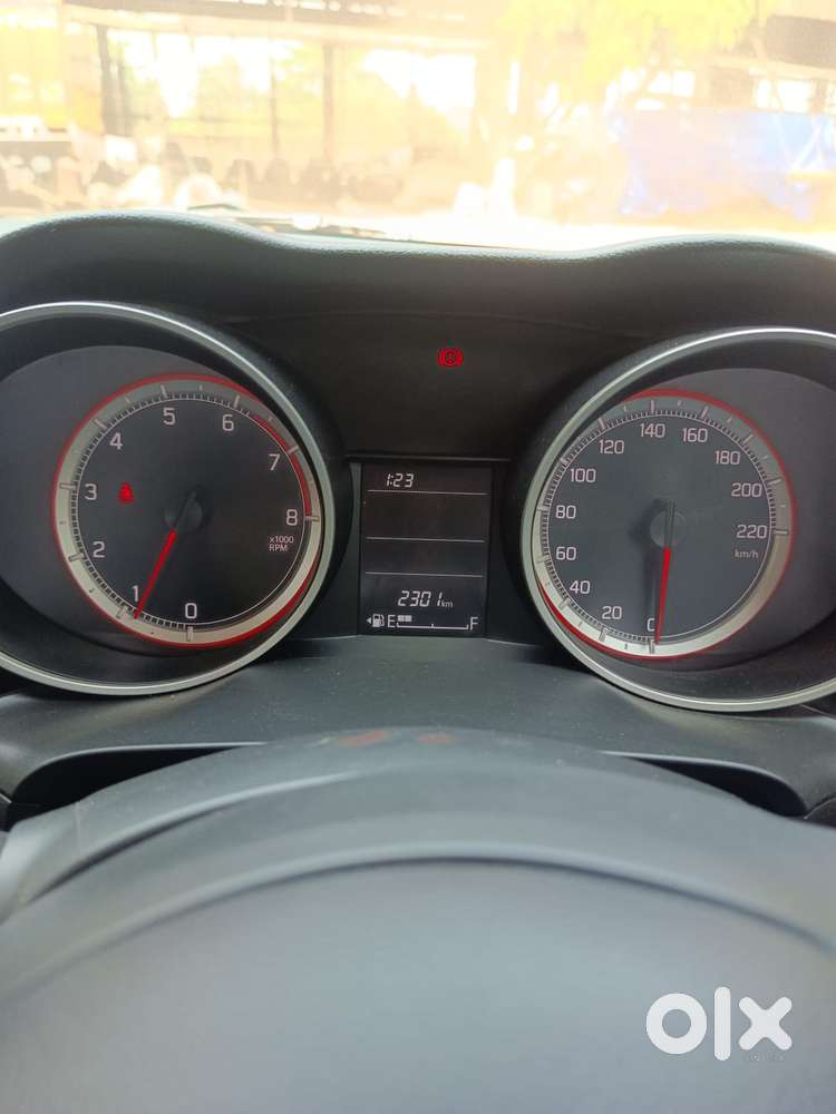 Maruti Suzuki Swift Vxi + Manual, 2023, Petrol