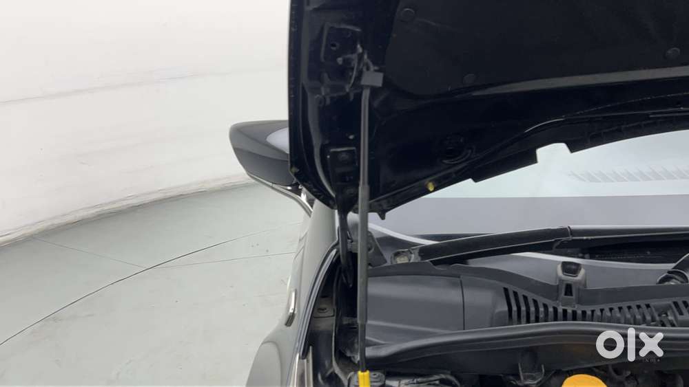 Tata Altroz 1.2 Xza Plus Dark Edition Dct, 2022, Petrol
