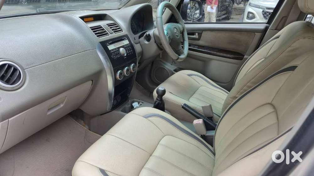 Maruti Suzuki Sx4 Zxi Mt Bsiv, 2012, Petrol