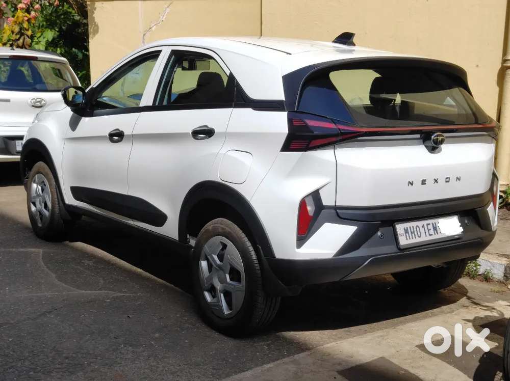 Parsi Owned Nexon Smart Plus Automatic (6at)