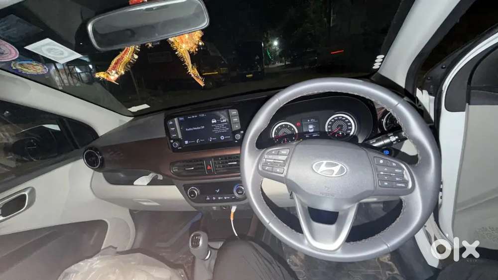 Hyundai Aura 2025 Petrol 21000 Km Driven (top End Model)
