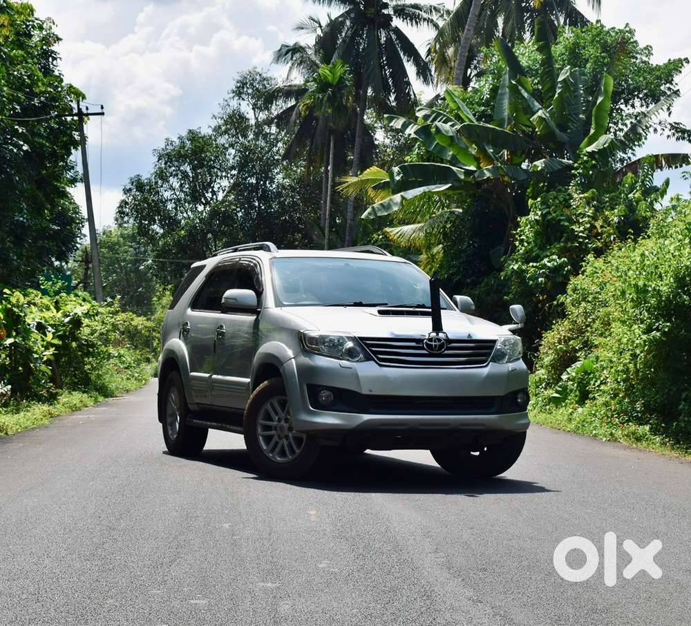 Toyota Fortuner Diesel 2012