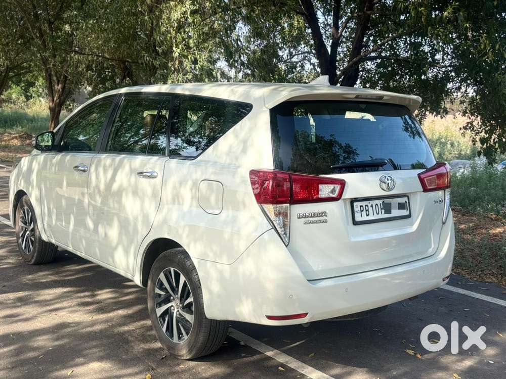 Toyota Innova Crysta [2020-ongoing] 2.4 Zx At 7 Str, 2021, Diesel