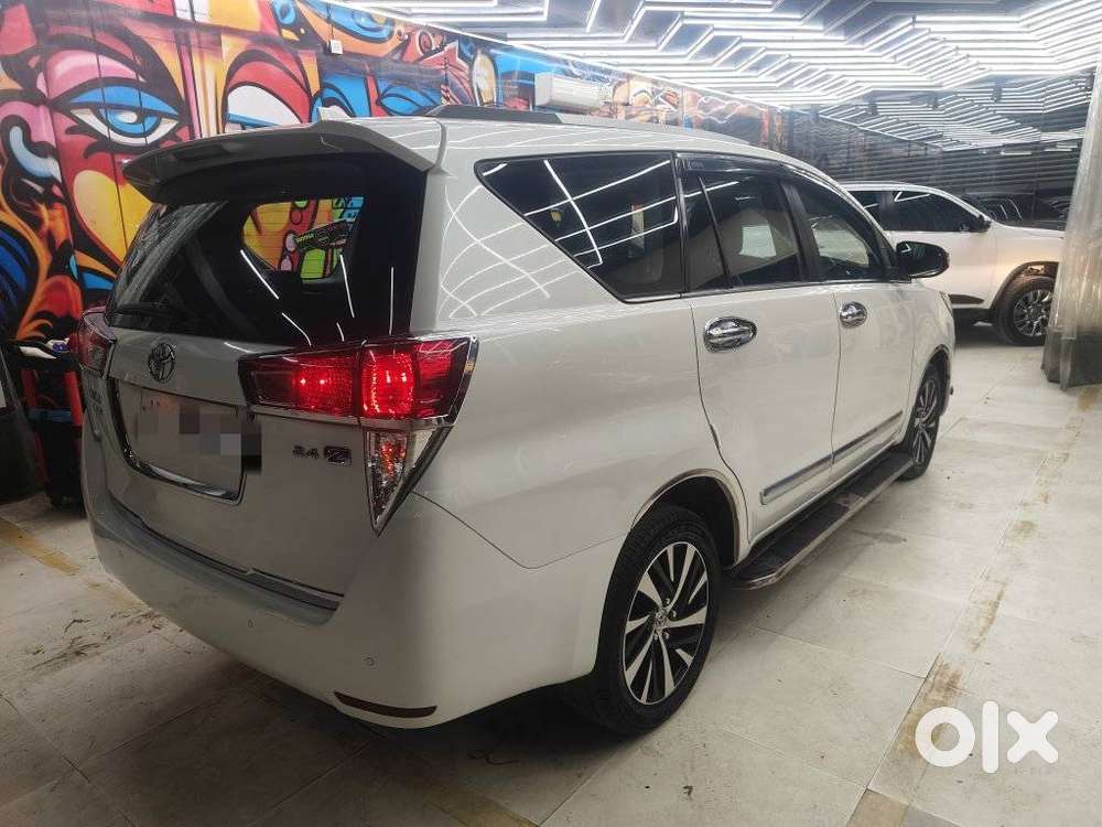Toyota Innova Crysta 2.5z, 2022, Diesel
