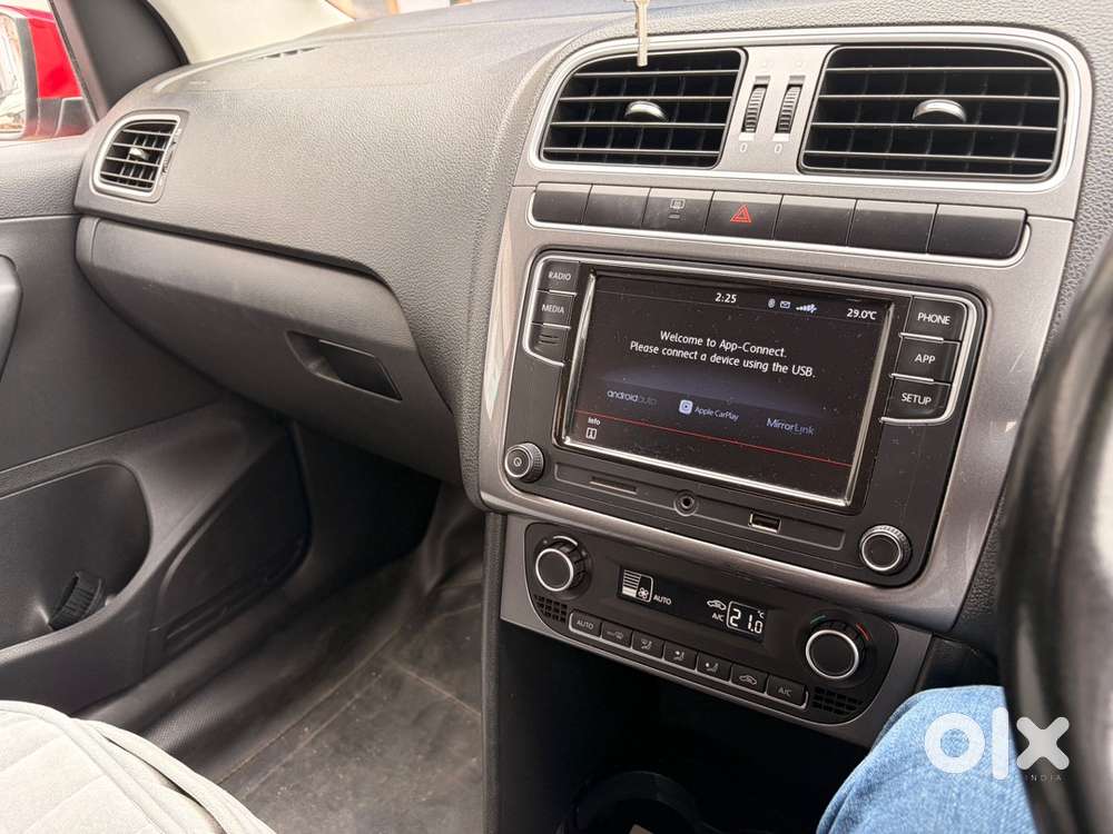 Volkswagen Polo 2019 Petrol