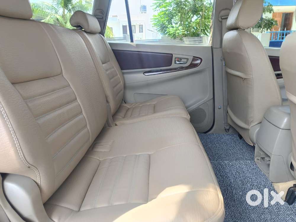 Toyota Innova 2.5 V 7 Str, 2013, Diesel
