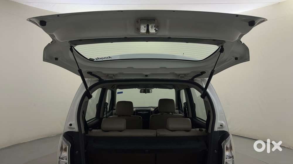 Maruti Suzuki Wagon R Vxi Amt1.2, 2018, Petrol