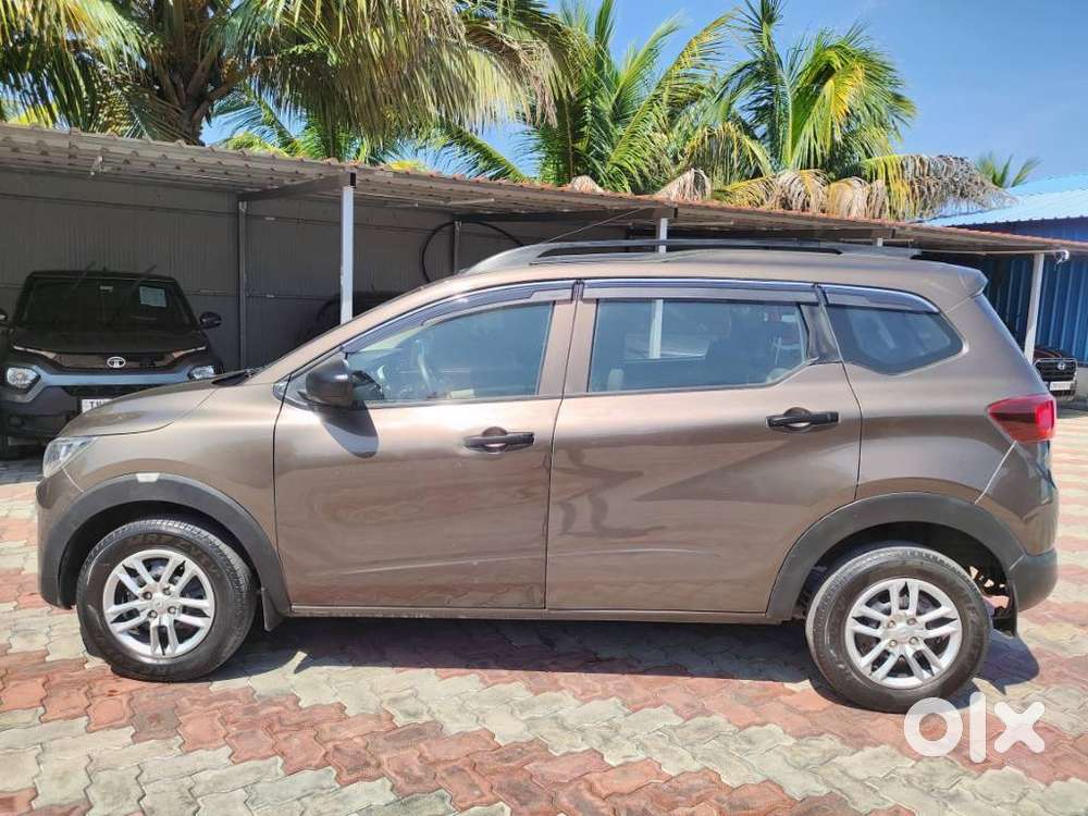 Renault Triber, 2022, Petrol