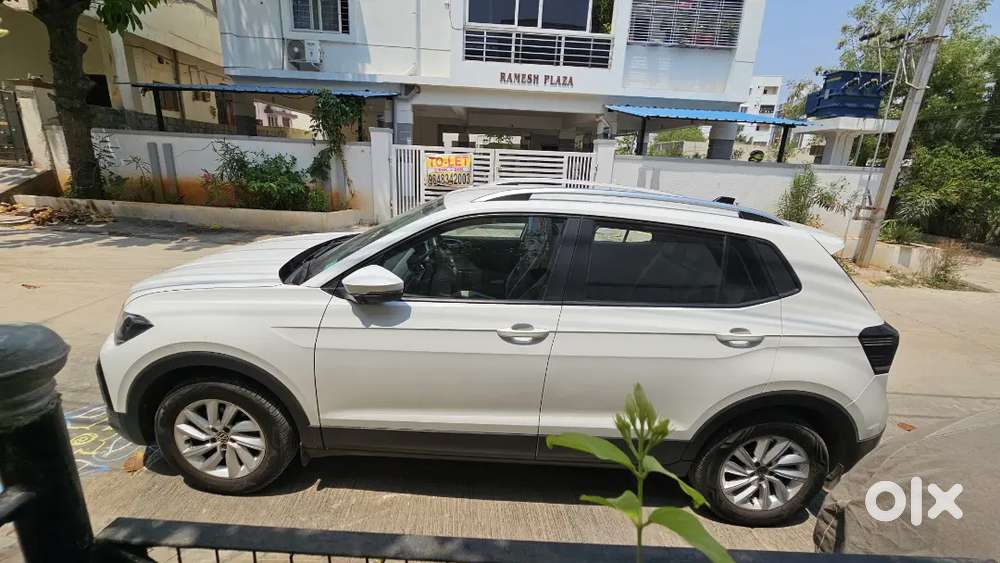 Volkswagen Taigun 2021 Petrol 27500 Km Driven