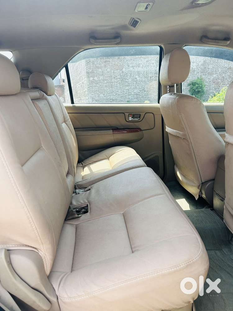 Toyota Fortuner 4x4 Mt 2.8 Diesel, 2011, Diesel
