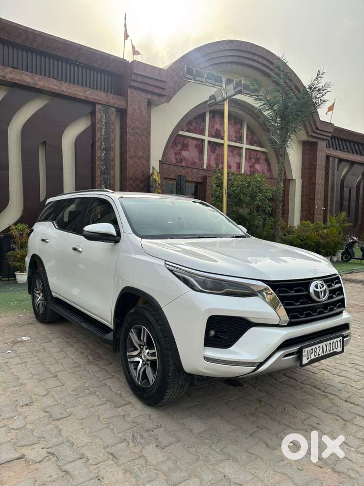 Toyota Fortuner 4x2 At 2.7 Petrol, 2025, Petrol
