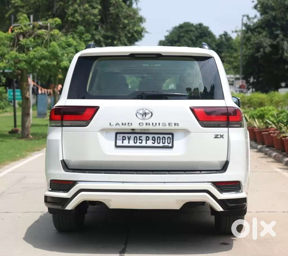 Toyota Land Cruiser 3.3 Zx Diesel, 2023, Diesel