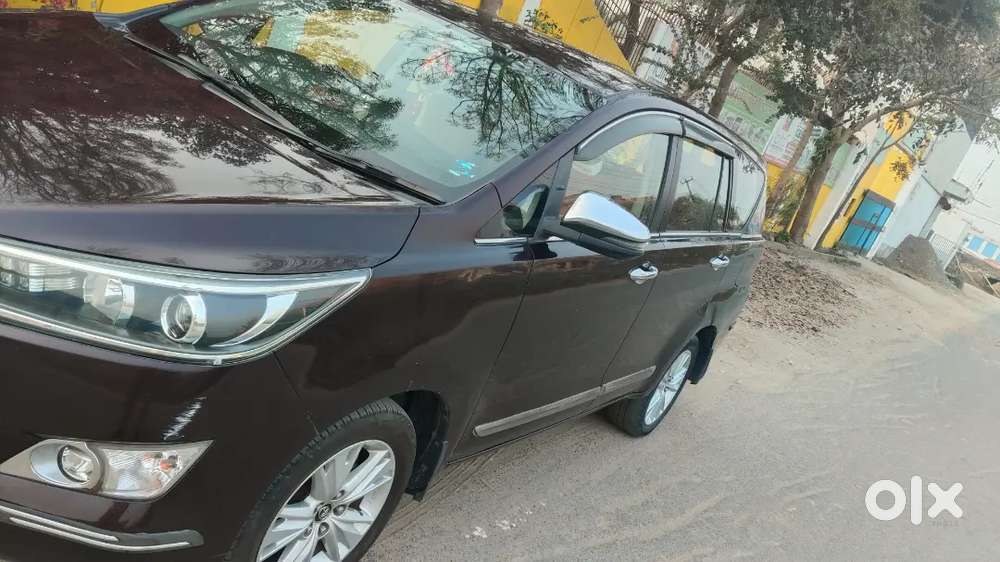 Toyota Innova Crysta 2019