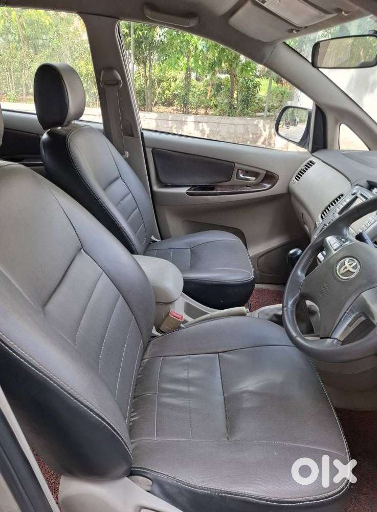 Toyota Innova 2.5 Vx 8 Str, 2014, Diesel