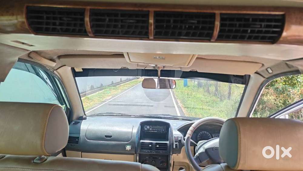 Chevrolet Tavera Neo 3 Ls 10 Seats Bsiv, 2014, Diesel