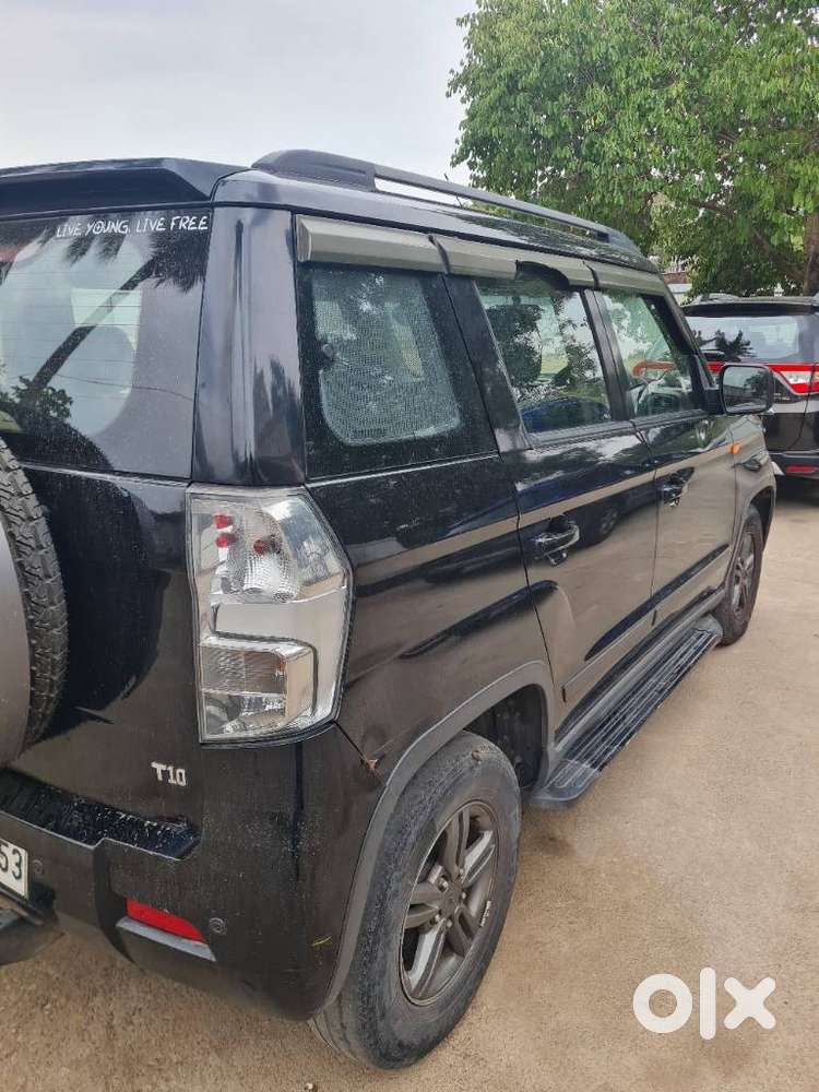Mahindra Tuv 300 T10, 2019, Diesel