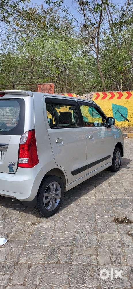 Maruti Suzuki Wagon R Stingray Amt Vxi, 2017, Petrol