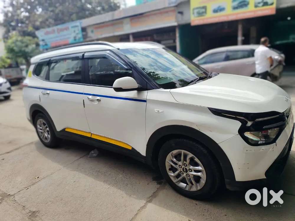 Kia Carens 2023 Model Imt