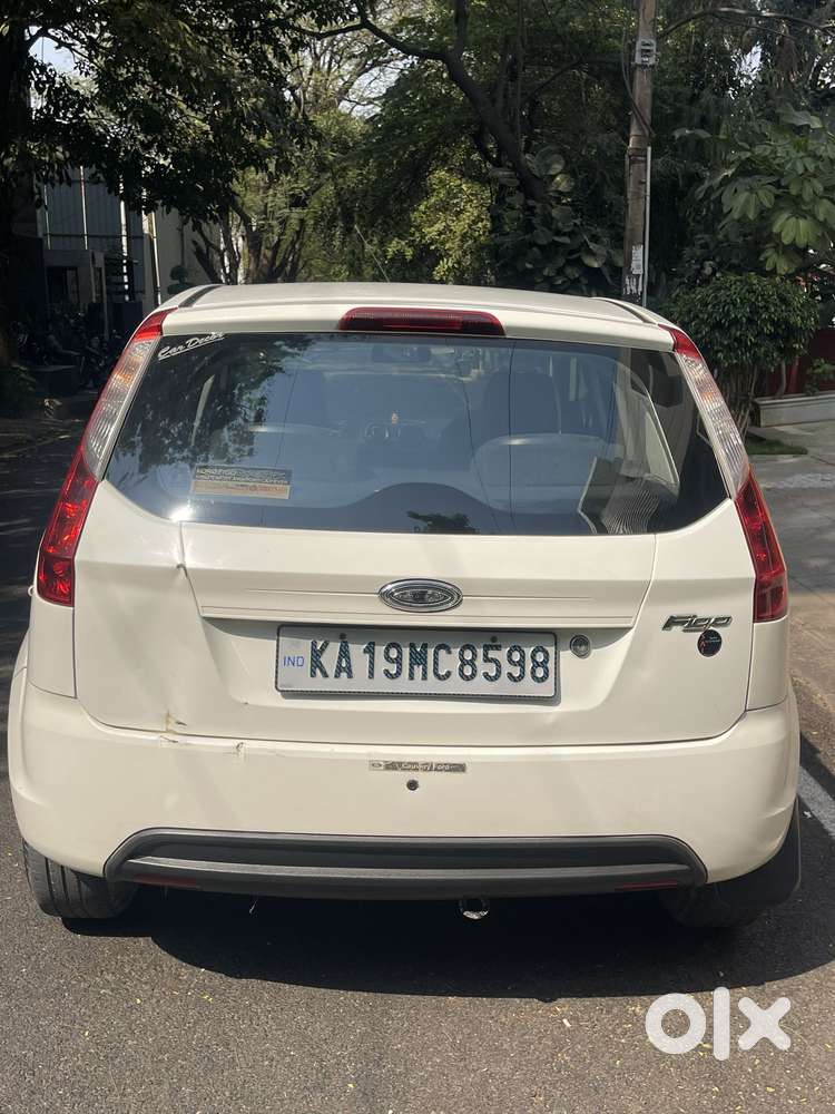 Ford Figo Petrol Zxi, 2012, Petrol