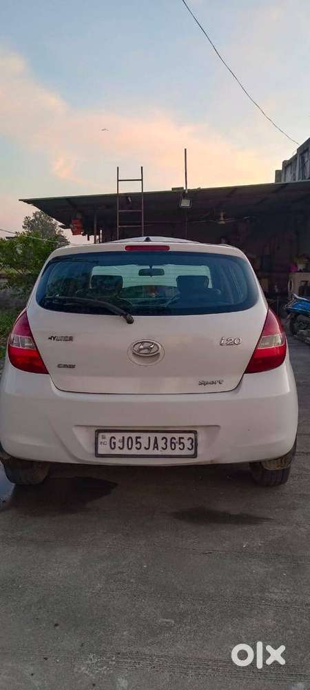 Hyundai I20 2012 Diesel 180000 Km Driven