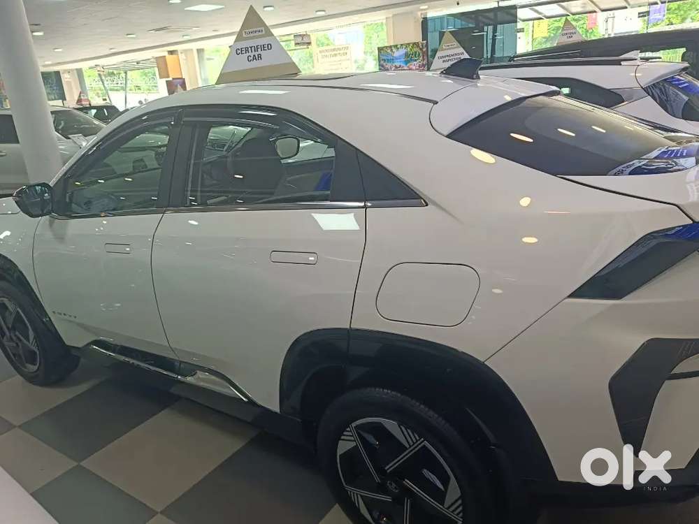 Tata Curvv Petrol Automatic 2024
