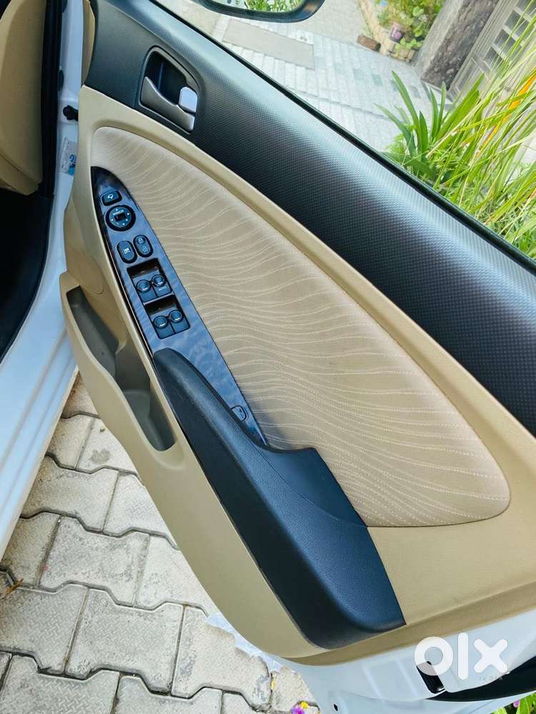 Hyundai Fluidic Verna 1.6 Vtvt Sx, 2016, Petrol