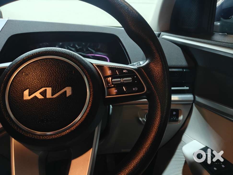 Kia Carens 1.4 Prestige Plus Turbo 7 Str, 2022, Petrol