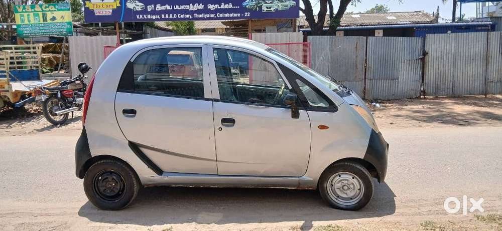 Tata Nano Xe, 2012, Petrol