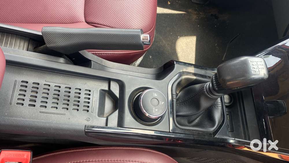 Tata Curvv Pure Plus S 1.2 Revotron Petrol 7dca, 2024, Petrol
