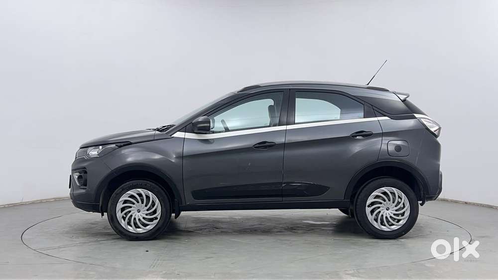 Tata Nexon 1.2 Revotron Xm (s), 2021, Petrol