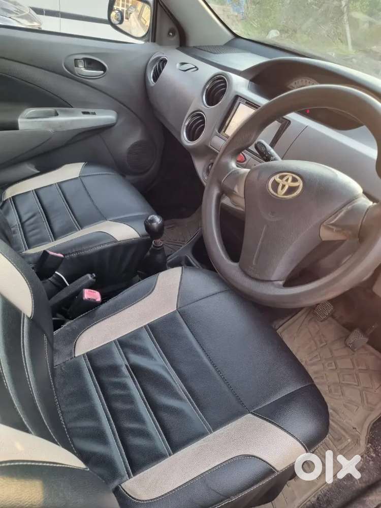 Toyota Etios Liva 2011 Variant