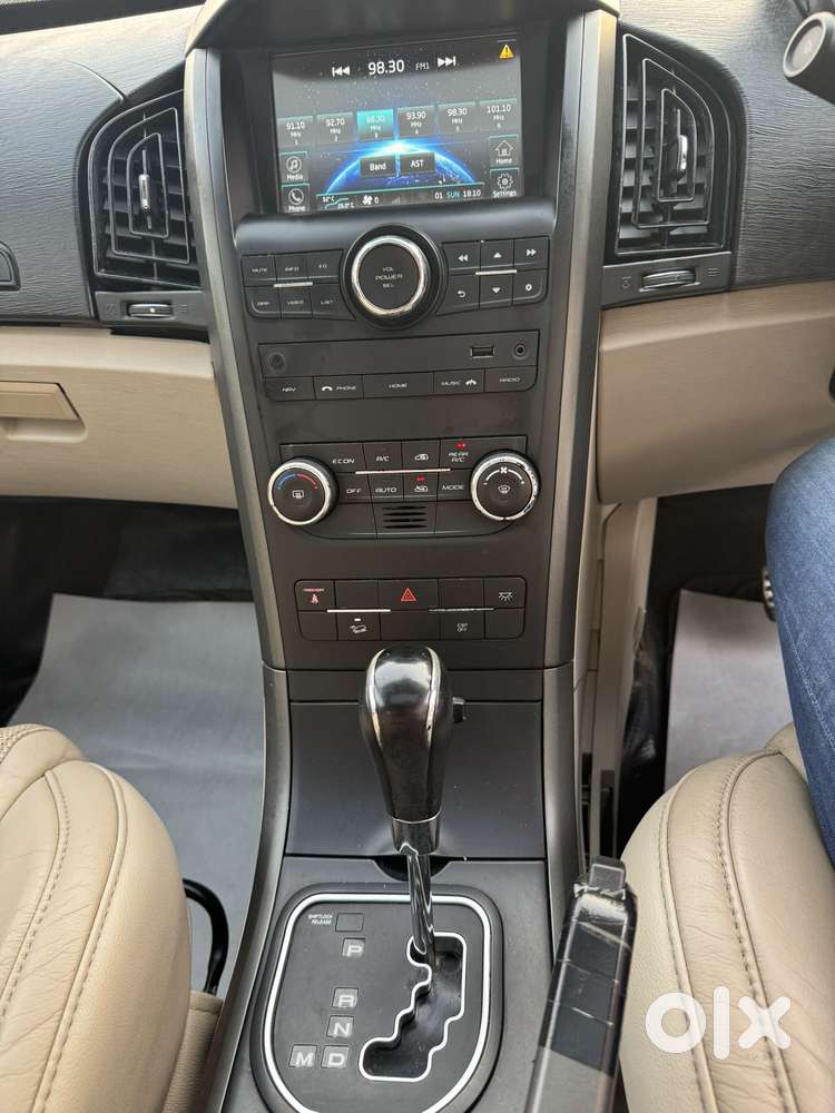 Mahindra Xuv500 At W10 Fwd, 2016, Diesel
