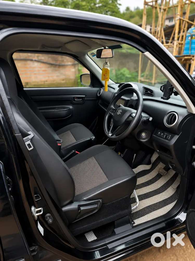 Maruti S-presso Top Model Automatic  Commercial Rc  Ready To Earn